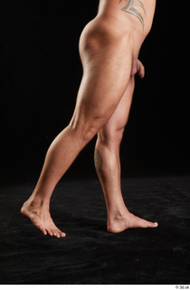 Grigory  1 flexing leg nude side view 0006.jpg